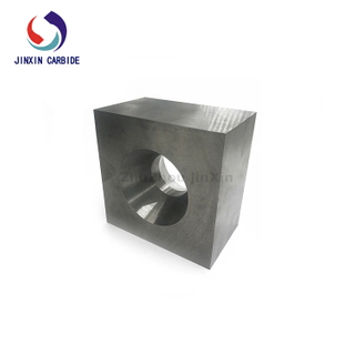 Matrice d'extrusion de carbure de forme spéciale